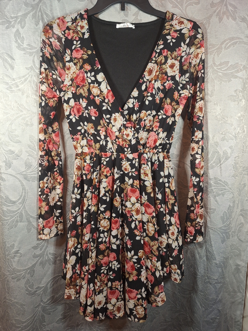 Floral V-Neck Long Sleeve Dress - Black with Pink & Cream Roses Women's Small